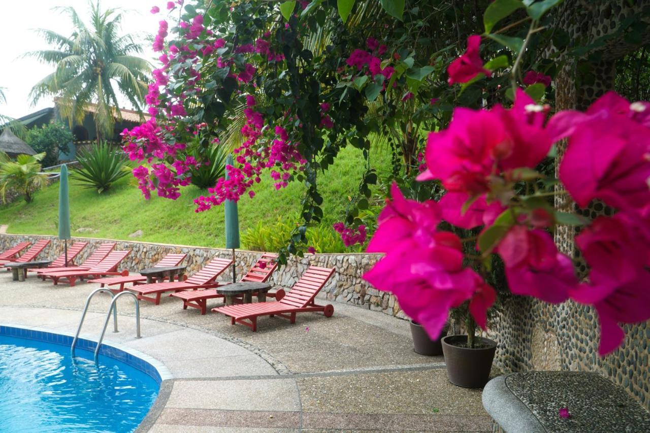 Hillburi Villa Aburi Esterno foto