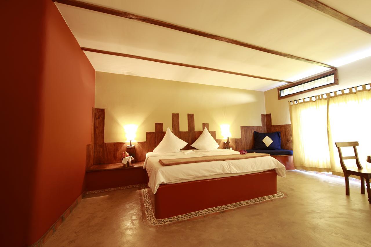 Hillburi Villa Aburi Esterno foto