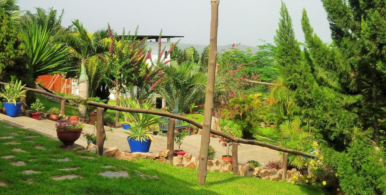 Hillburi Villa Aburi Esterno foto