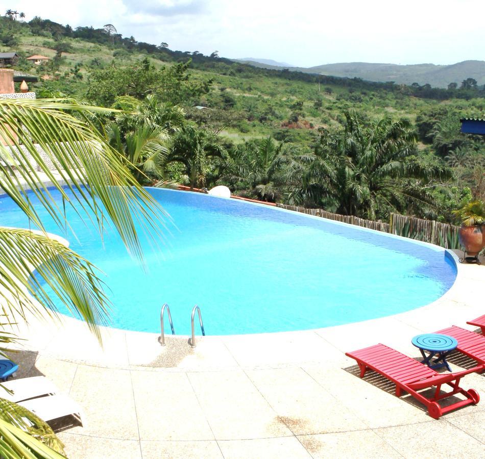 Hillburi Villa Aburi Esterno foto